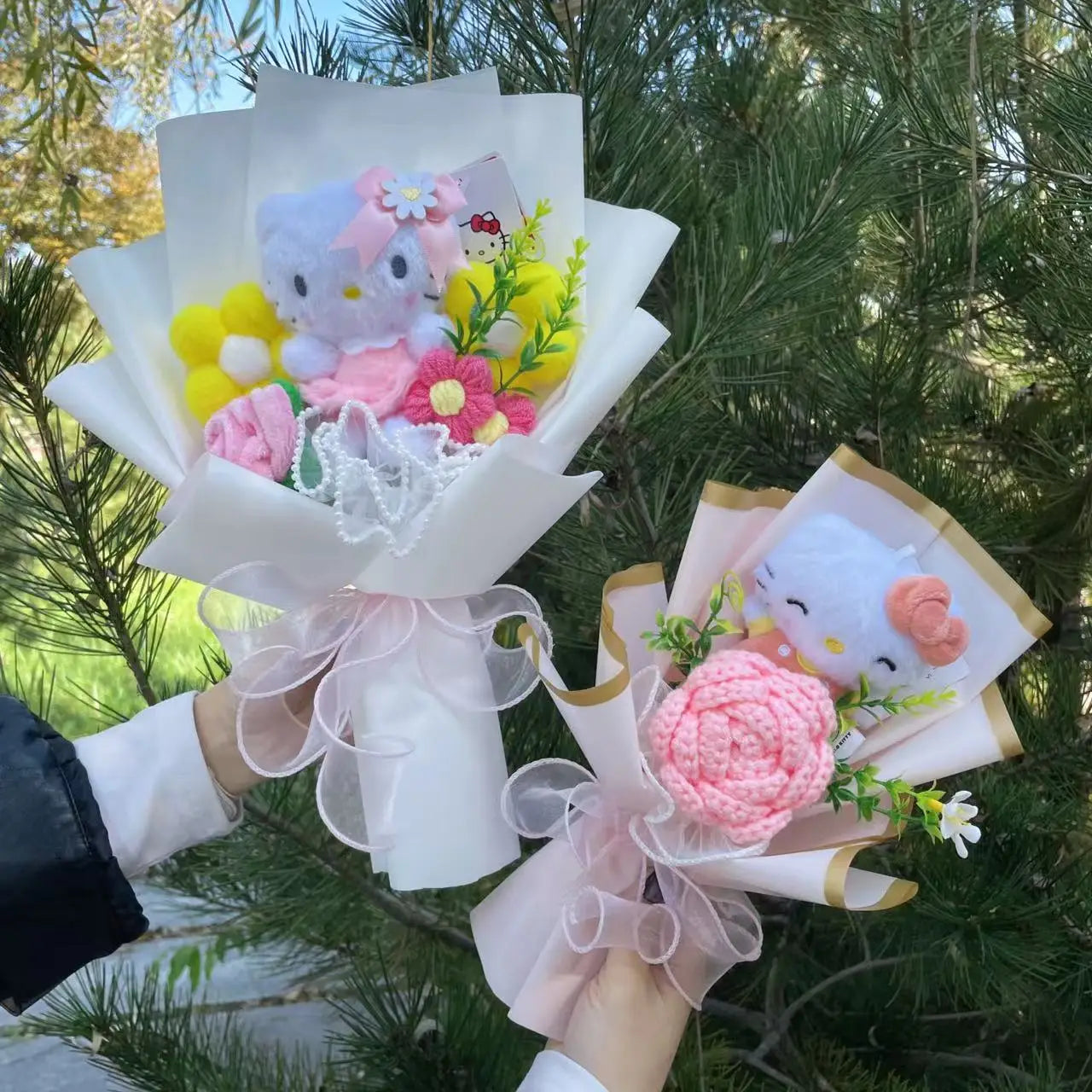 Hello Kitty Rose Bouquet 🌸