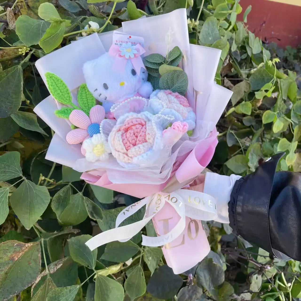 Hello Kitty Rose Bouquet 🌸